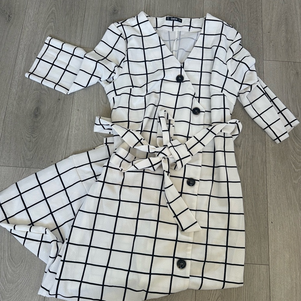 SHEIN Black and White Grid Pattern Dress